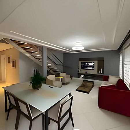 Sobrado Com 5 Suite 1 Quarto Piscina Churraqueira Ar Ate 20 Hospede Φοζ ντο Ιγκουασού Εξωτερικό φωτογραφία