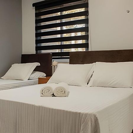 Sobrado Com 5 Suite 1 Quarto Piscina Churraqueira Ar Ate 20 Hospede Φοζ ντο Ιγκουασού Εξωτερικό φωτογραφία